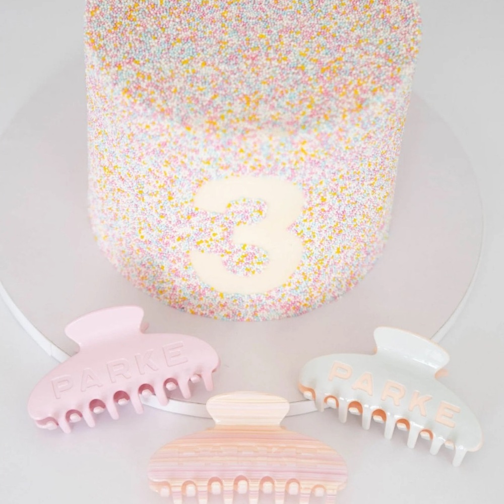 Parke Hair Claw Clip In cotton Candy